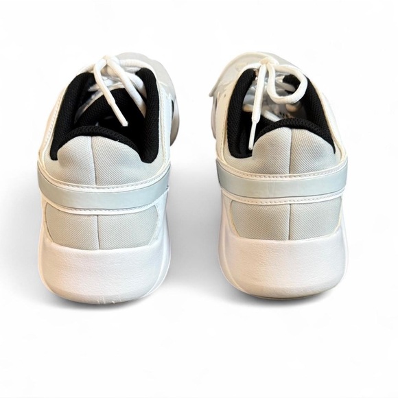 Nike Legend Essential 2 Men’s Size 10 Training Shoes Pure Platinum White/ Black - Picture 4 of 6